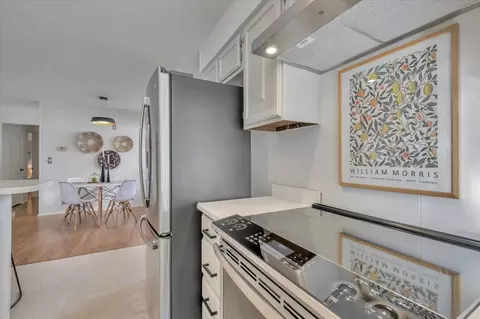 Kitchen - 103 Darlington Ln, Soquel, CA 95073 photo 4 of 5