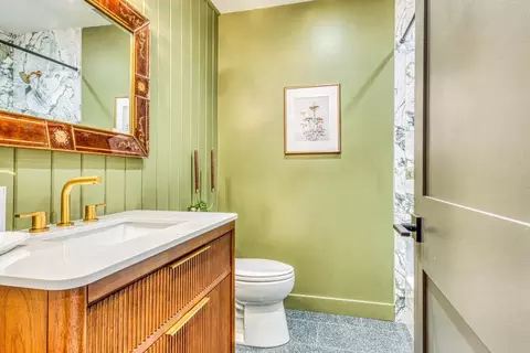 Bath - 2921 Madrone Ln, Pebble Beach, CA 93953 photo 3 of 5