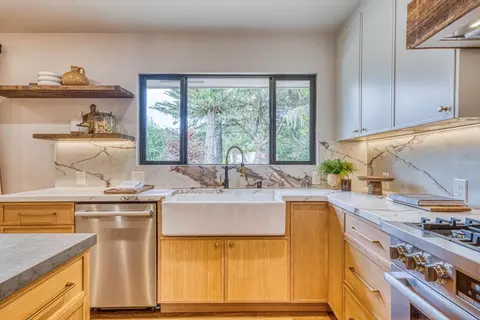 Kitchen - 2921 Madrone Ln, Pebble Beach, CA 93953 photo 4 of 6