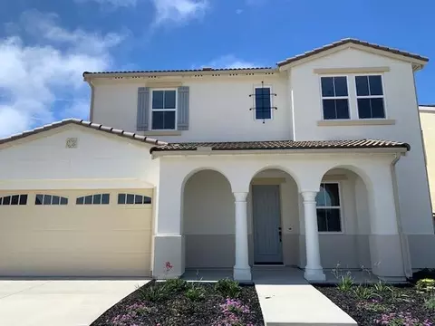 3091 Arroyo Dr, Marina, CA 93933