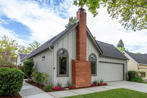 Exterior - 1116 Doyle Pl, Mountain View, CA 94040 photo 2 of 8