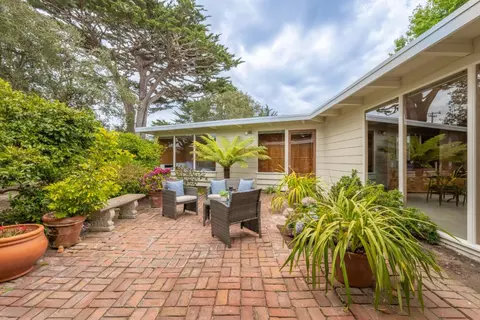 Exterior - 26074 Mesa Dr, Carmel, CA 93923 photo 3 of 7