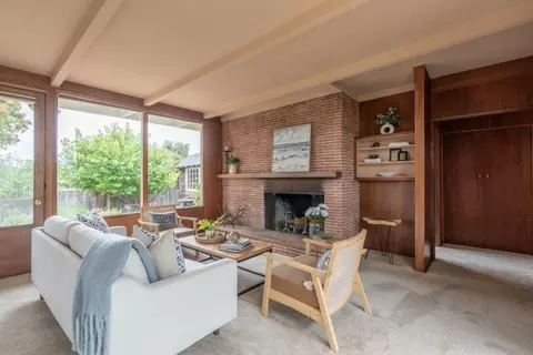 Living - 26074 Mesa Dr, Carmel, CA 93923 photo 2 of 4
