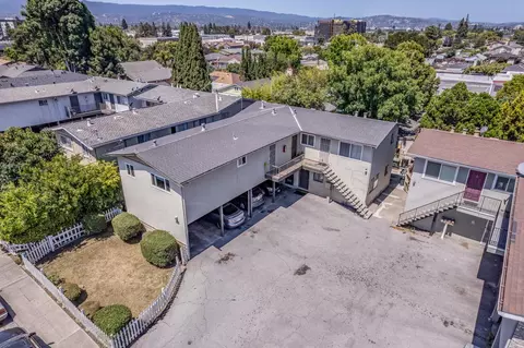 557 Hampshire Ave, Redwood City, CA 94063