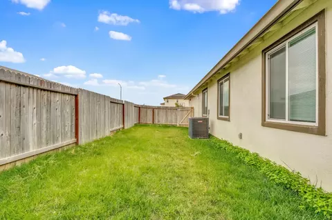 Exterior - 4076 Eugene Dr, Olivehurst, CA 95961 photo 7 of 7