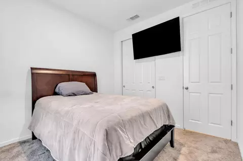Bedroom - 4076 Eugene Dr, Olivehurst, CA 95961 photo 3 of 6