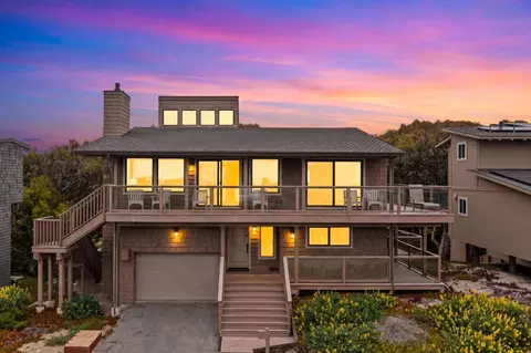 83 Puffin Ln, Watsonville, CA 95076