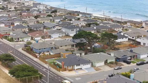 View/Area - 105 Shoreview Ave, Pacifica, CA 94044 photo 1 of 4
