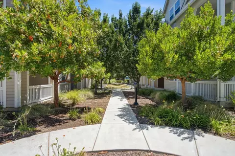 Exterior - 350 Circuit Way, Mountain View, CA 94043 photo 7 of 7