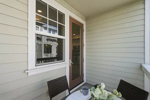 Exterior - 350 Circuit Way, Mountain View, CA 94043 photo 6 of 7