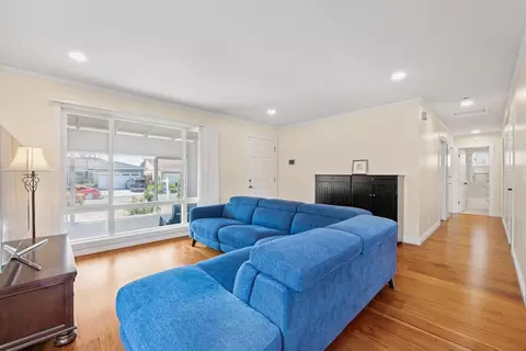 Living - 2347 Bennington Ln, Hayward, CA 94545 photo 3 of 3