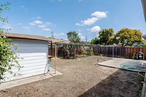 Exterior - 2347 Bennington Ln, Hayward, CA 94545 photo 8 of 10