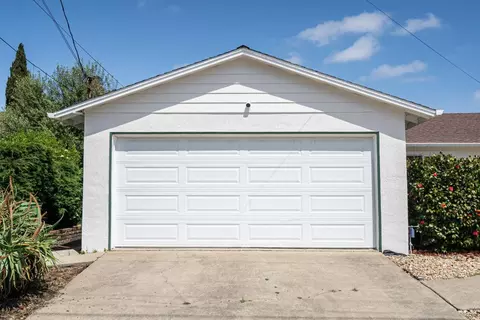 Exterior - 2347 Bennington Ln, Hayward, CA 94545 photo 6 of 10