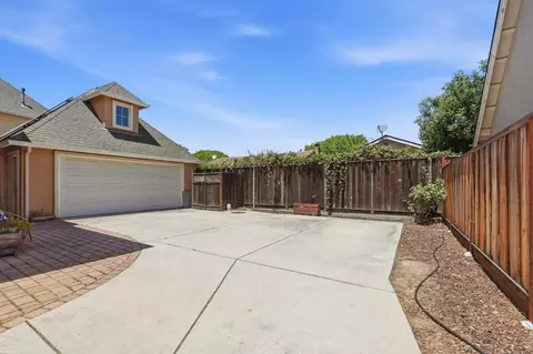 Exterior - 45 Canterbury Pl, Gilroy, CA 95020 photo 10 of 12
