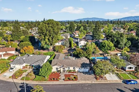 View/Area - 455 Preston Dr, Mountain View, CA 94040 photo 1 of 2