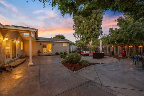 Exterior - 455 Preston Dr, Mountain View, CA 94040 photo 10 of 12