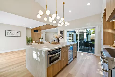 Kitchen - 244 Darryl Dr, Campbell, CA 95008 photo 4 of 6