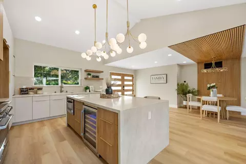 Kitchen - 244 Darryl Dr, Campbell, CA 95008 photo 3 of 6
