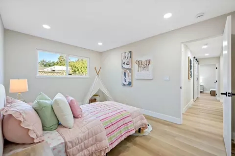 Bedroom - 244 Darryl Dr, Campbell, CA 95008 photo 10 of 11