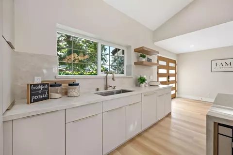 Kitchen - 244 Darryl Dr, Campbell, CA 95008 photo 6 of 6