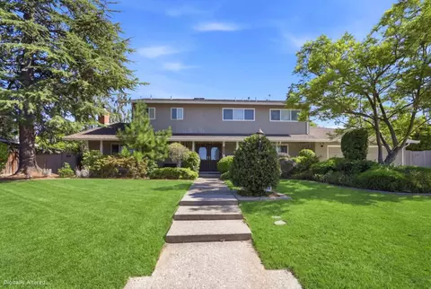 20234 Edinburgh Dr, Saratoga, CA 95070