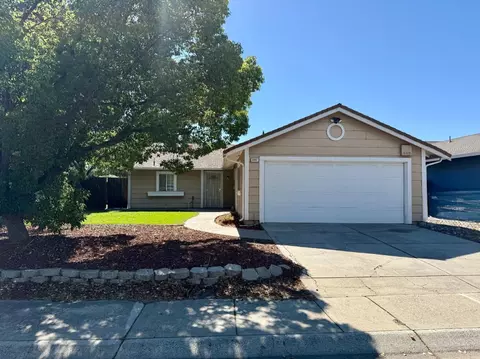 2001 Newport Dr, Pittsburg, CA 94565