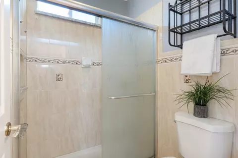 Bath - 560 Cestaric Dr, Milpitas, CA 95035 photo 3 of 3