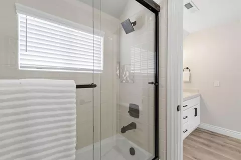 Bath - 84 Dot Ave, Campbell, CA 95008 photo 5 of 8