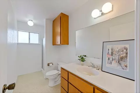 Bath - 7864 Belknap Dr, Cupertino, CA 95014 photo 3 of 6
