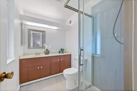 Bath - 7864 Belknap Dr, Cupertino, CA 95014 photo 1 of 6