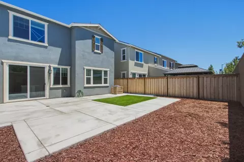 Exterior - 5955 Markham Dr, Tracy, CA 95377 photo 6 of 7