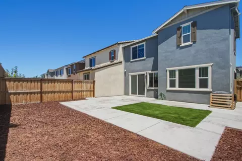 Exterior - 5955 Markham Dr, Tracy, CA 95377 photo 5 of 7