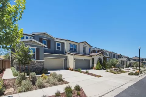 Exterior - 5955 Markham Dr, Tracy, CA 95377 photo 2 of 7