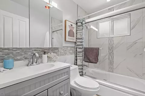 Bath - 783 Loyalton Dr, Campbell, CA 95008 photo 1 of 3