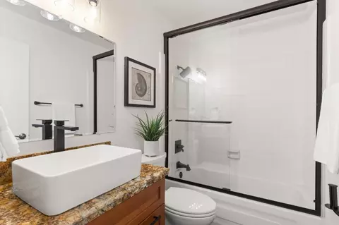 Bath - 1292 Birch St, Montara, CA 94037 photo 1 of 3