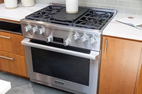 Kitchen - 1292 Birch St, Montara, CA 94037 photo 7 of 9