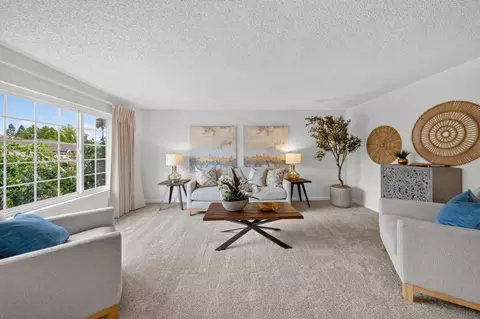 Living - 6530 Kings Pl, Gilroy, CA 95020 photo 1 of 4