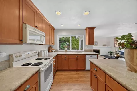 Kitchen - 6530 Kings Pl, Gilroy, CA 95020 photo 1 of 3