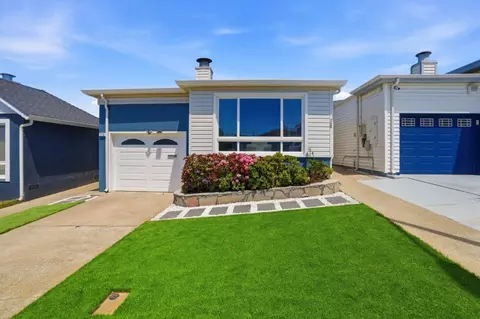 715 Skyline Dr, Daly City, CA 94015