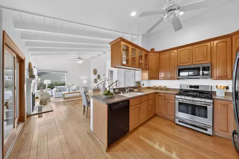 146 Hilton Ln, Pacifica, CA 94044 photo 12