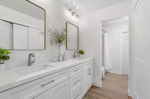 Bath - 47 Greenfield Dr, Moraga, CA 94556 photo 1 of 7