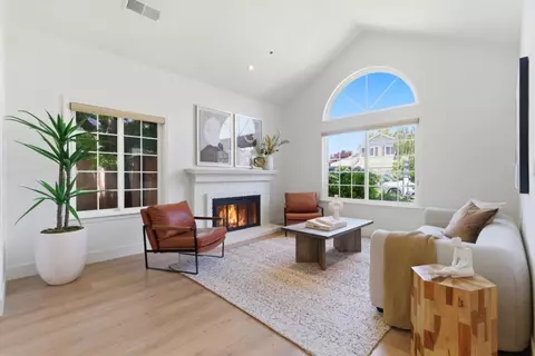608 Anacapa Ln, Foster City, CA 94404
