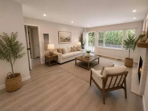 1268 Carlton Ave, Menlo Park, CA 94025