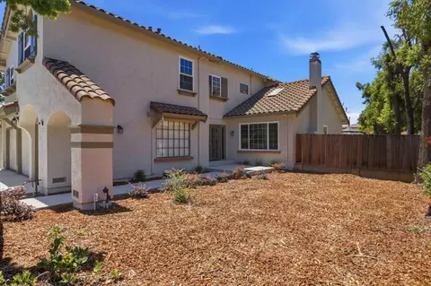 Exterior - 895 Del Vaile Ct, Milpitas, CA 95035 photo 6 of 12