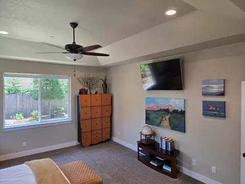 Bedroom - 3577 Laver St, Redding, CA 96002 photo 1 of 3