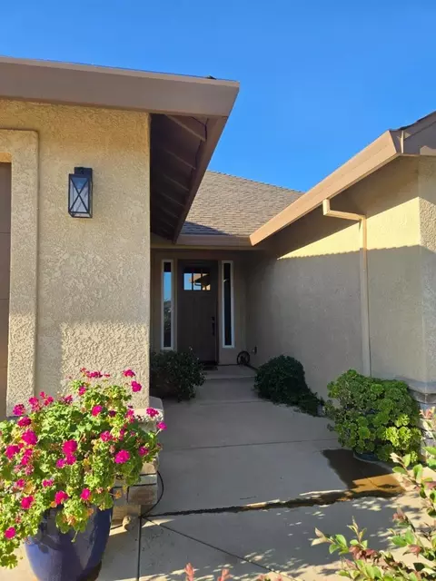 Exterior - 3577 Laver St, Redding, CA 96002 photo 2 of 6