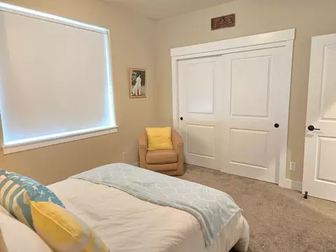 Bedroom - 3577 Laver St, Redding, CA 96002 photo 3 of 3
