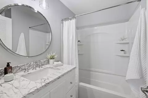 Bath - 815 Balboa Ave 310, Capitola, CA 95010 photo 1 of 1