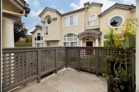 Exterior - 92 Patrick Way, Half Moon Bay, CA 94019 photo 2 of 9