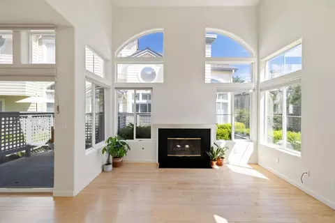 Living - 92 Patrick Way, Half Moon Bay, CA 94019 photo 3 of 10